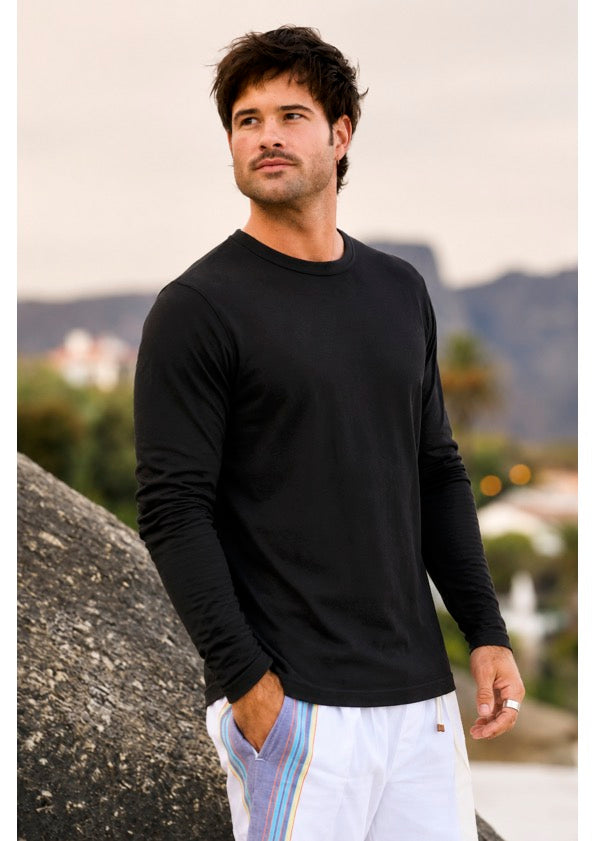 KOIKOI Long Sleeved T-Shirt - Black