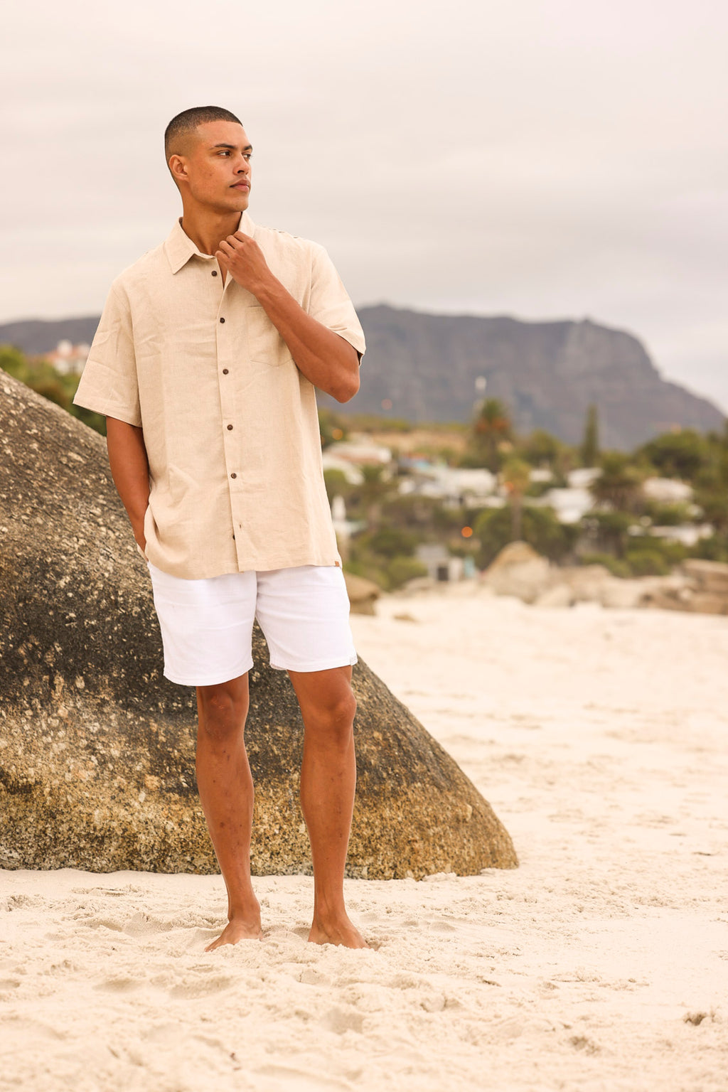 Regular Fit Shorts - Solid White