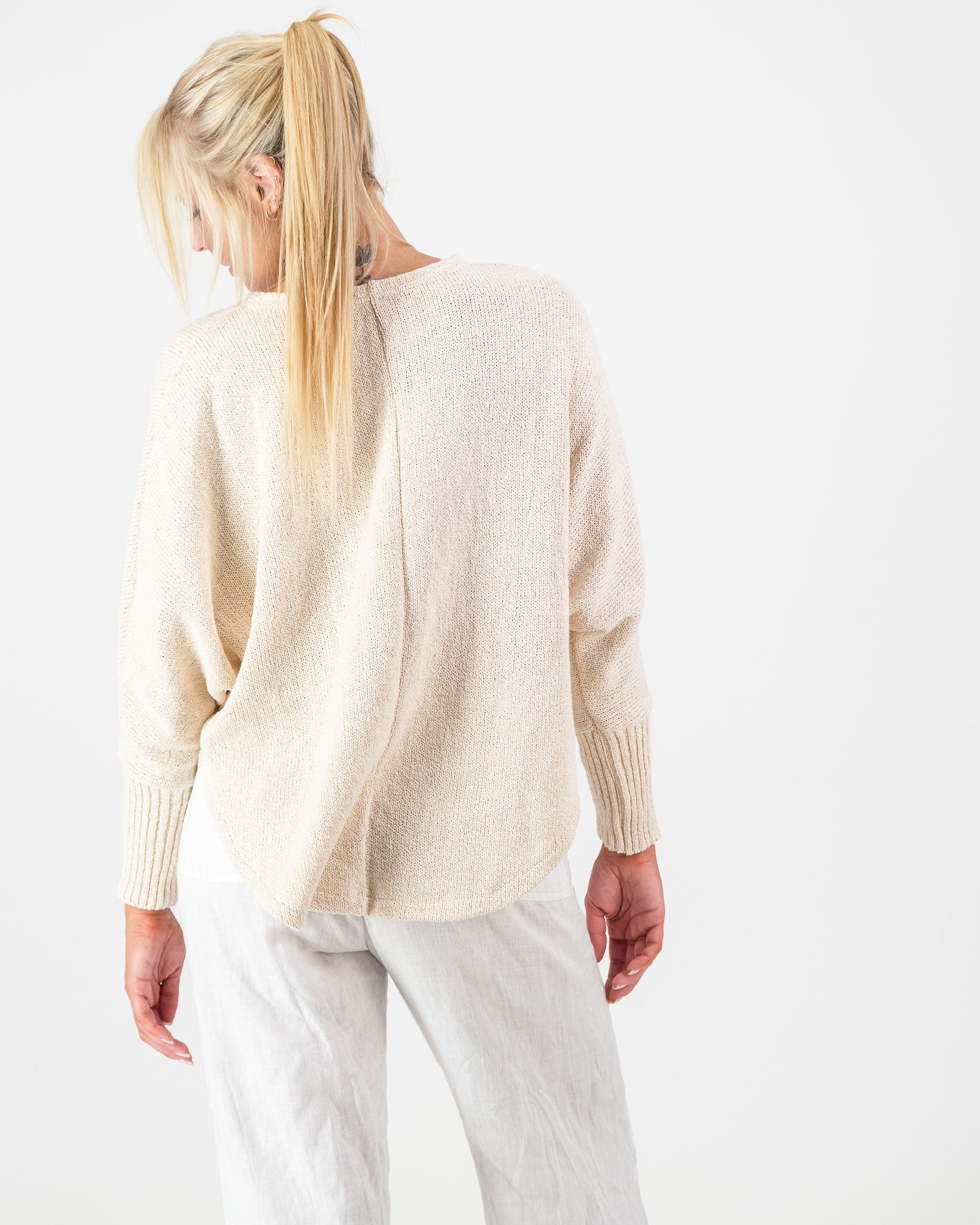Women's Knitted Round Neck Cream